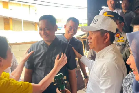 KDM Tinjau Pasar Cikarang, Pemkab Bekasi Siapkan Penataan Bertahap hingga 2027