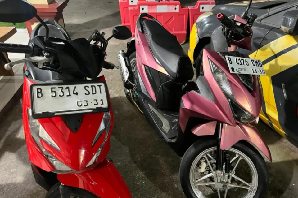 Hari Ini Patra Brimob Polda Metro Jaya Amankan Tiga Terduga Pelaku Curanmor di Pancoran